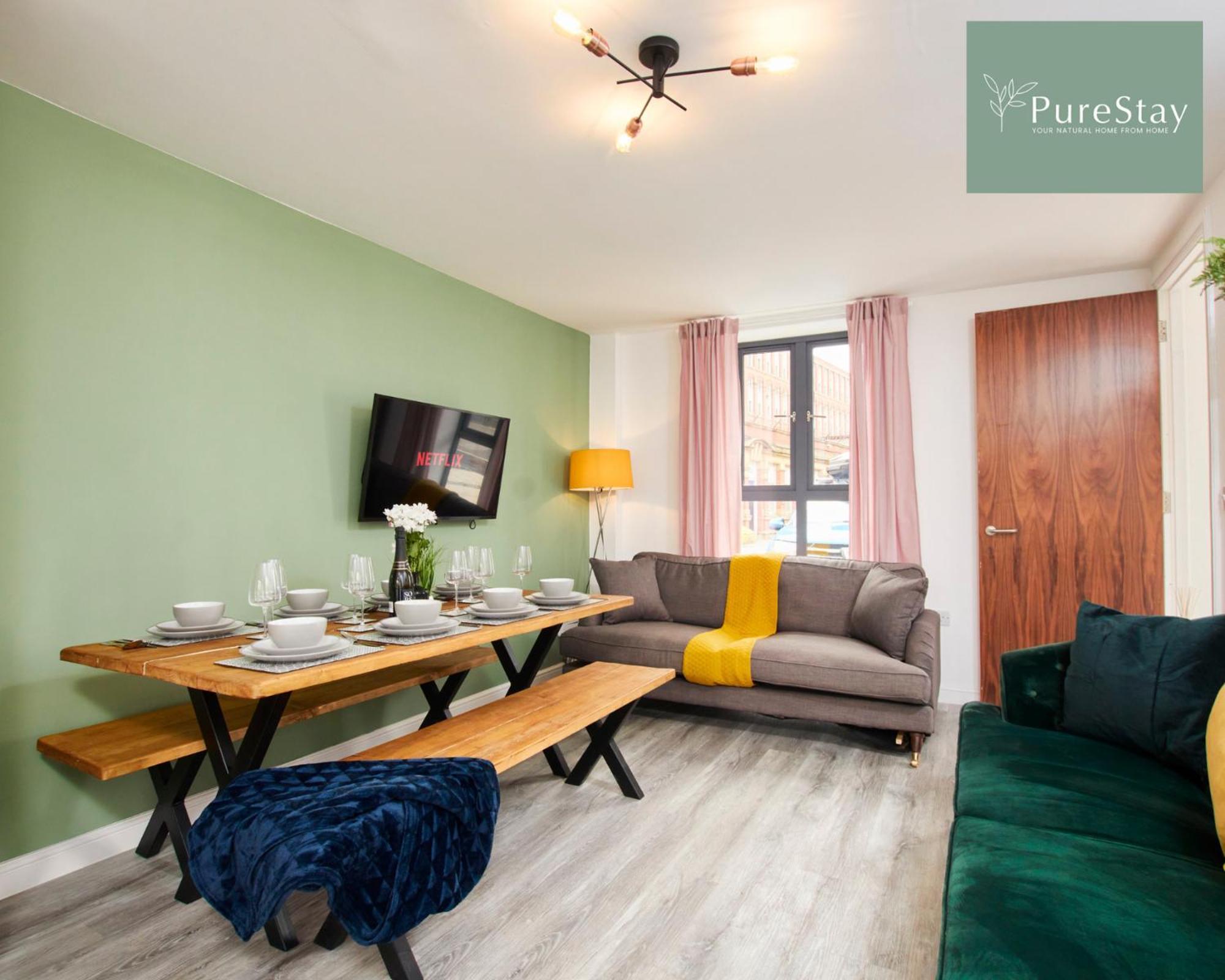 Purestay Manchester: 5-bedroom Business Haven * Manchester